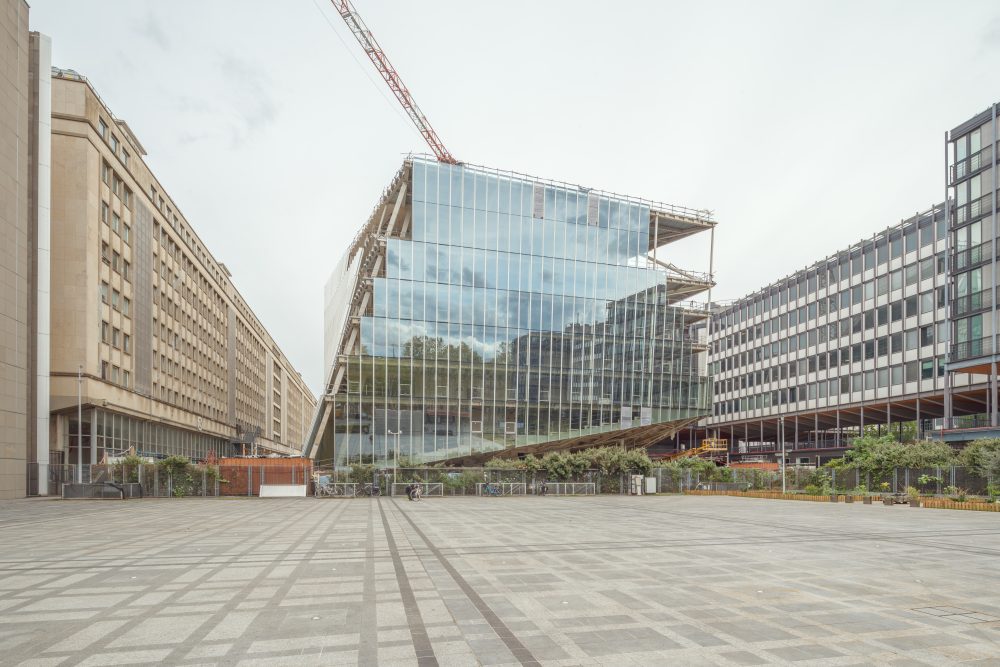 Cité de l’Innovation à Jussieu : la façade vitrée se révèle